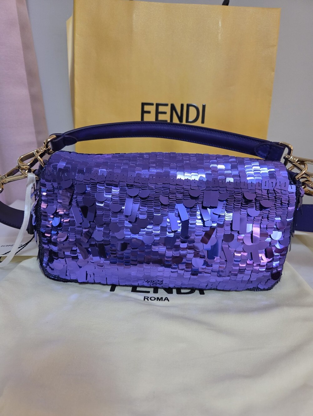 Pristine FENDI PURPLE BAGUETTE - Picture 3 of 11